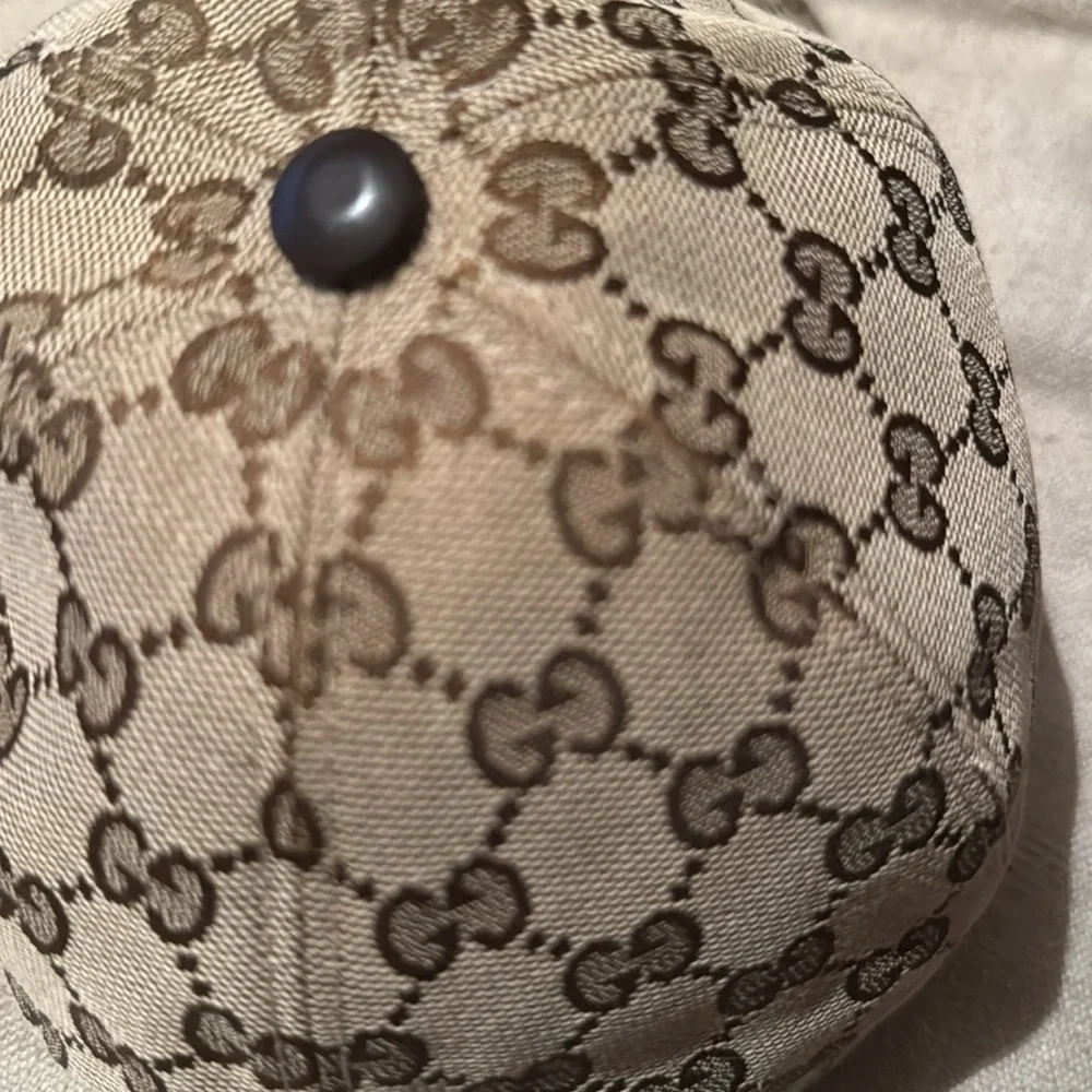 GUCCI Original GG Supreme Sherry Line Canvas Baseball Cap Beige. Authent… - Picture 12 of 12